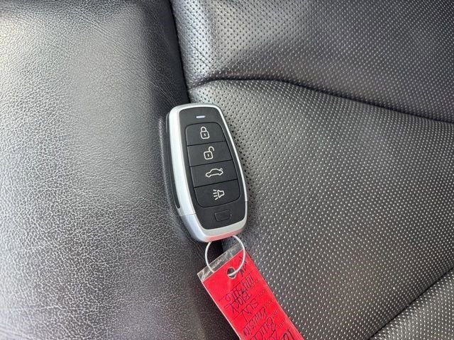 Used 2019 Buick Envision Premium w/ LPO, Active Package AWD/4WD image 51