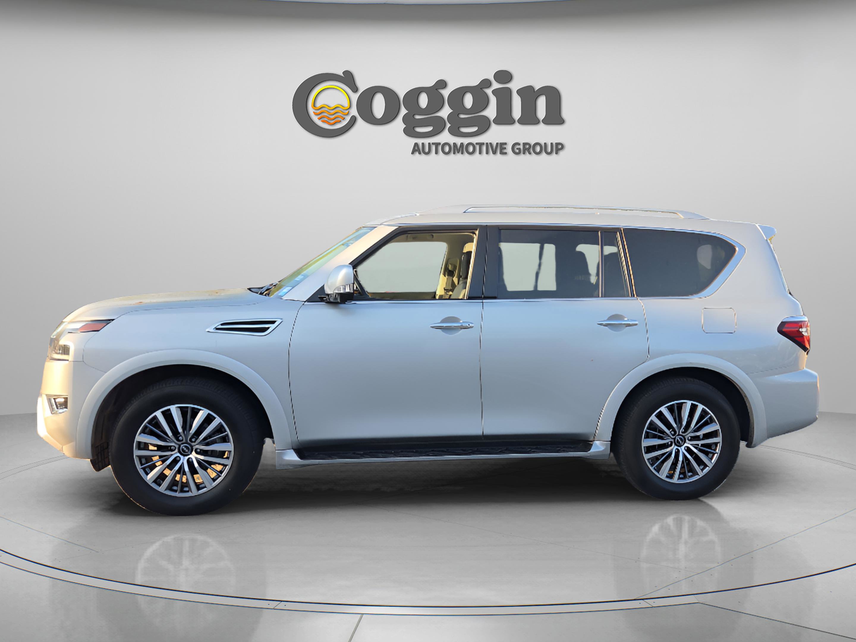 Used 2024 Nissan Armada SL w/ Captain's Chairs Package image 2