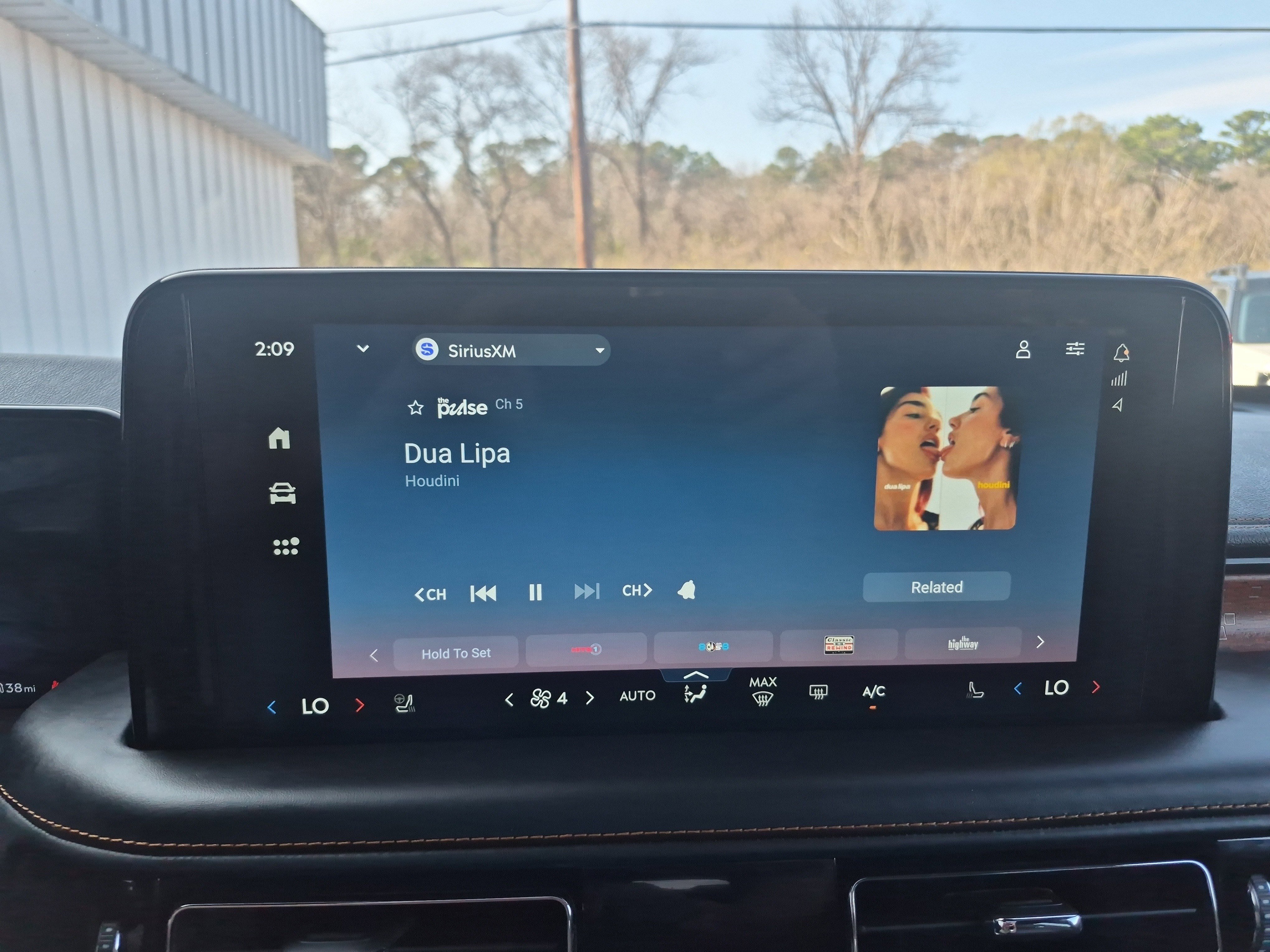 Used 2025 Lincoln Aviator Black Label image 35