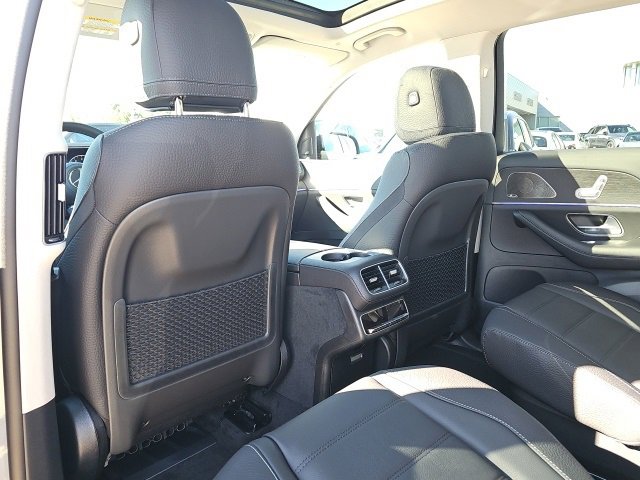 New 2026 Mercedes-Benz GLS 450 4MATIC image 12