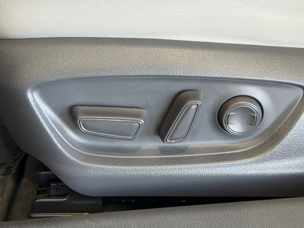 Certified 2019 Toyota Camry SE w/ Protection Package (Q2) FWD image 21