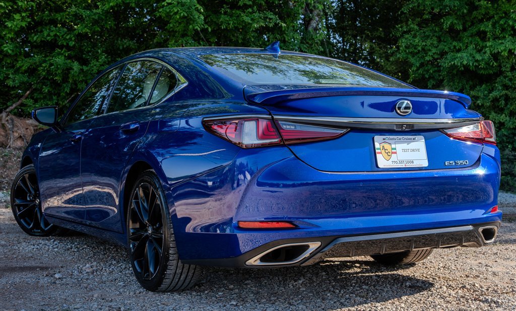 Used 2022 Lexus ES 350 F Sport w/ Accessory Package 2 FWD image 3