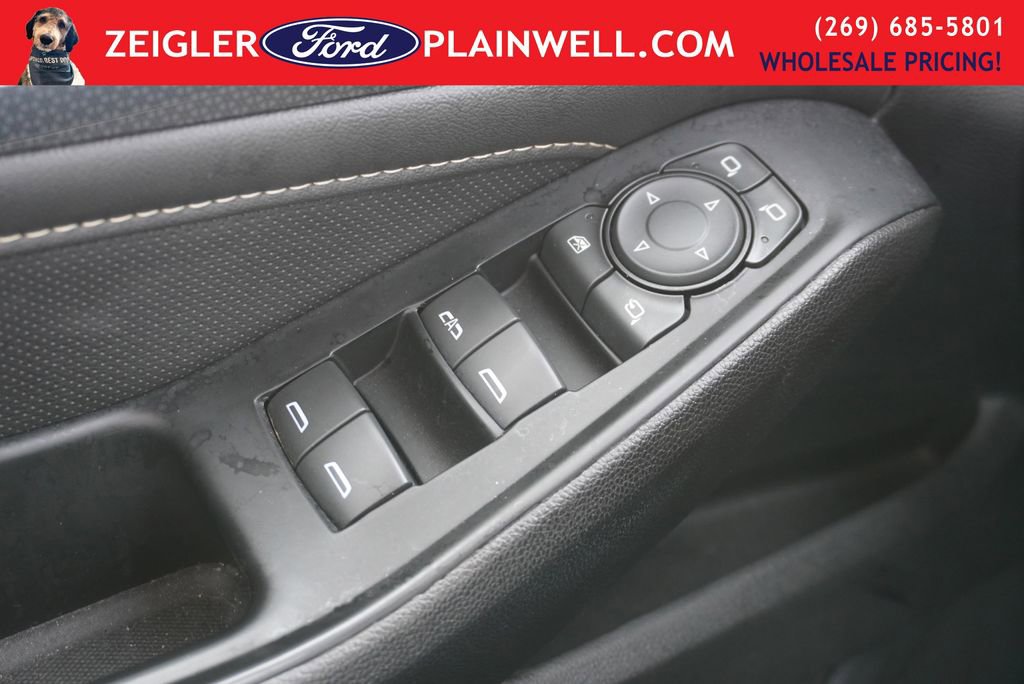 Used 2024 Chevrolet Traverse Premier w/ Redline Edition image 33