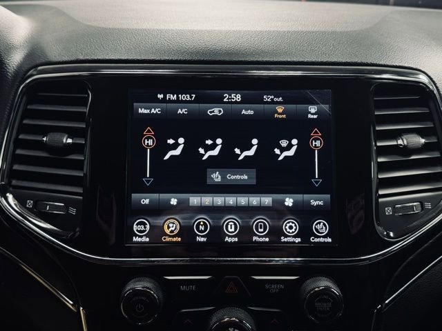 Certified 2022 Jeep Grand Cherokee Limited image 36