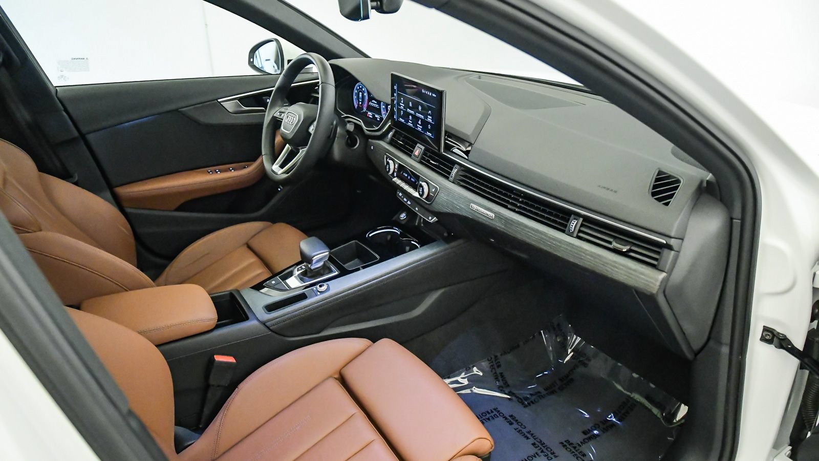 Used 2022 Audi A4 2.0T Premium Plus w/ Premium Plus Package AWD/4WD image 16