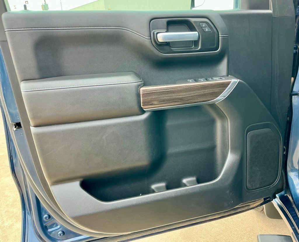 Used 2020 Chevrolet Silverado 1500 LT w/ LT Value Package AWD/4WD image 40