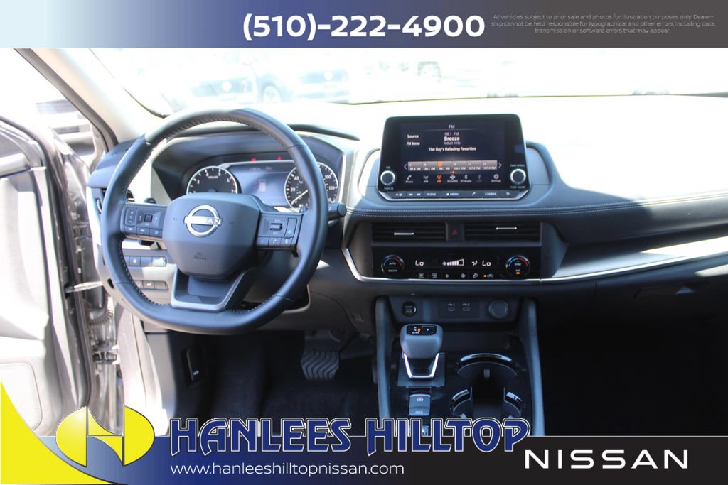 Used 2025 Nissan Rogue SV FWD image 19