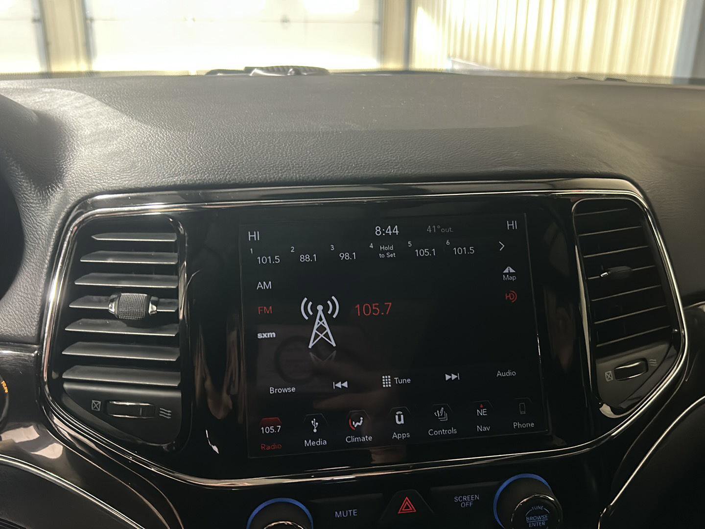 Used 2019 Jeep Grand Cherokee Trailhawk w/ Trailhawk Luxury Group image 22