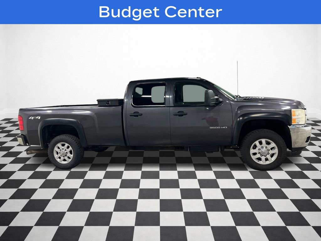 Used 2011 Chevrolet Silverado 3500 LT w/ Interior Plus Package AWD/4WD image 2