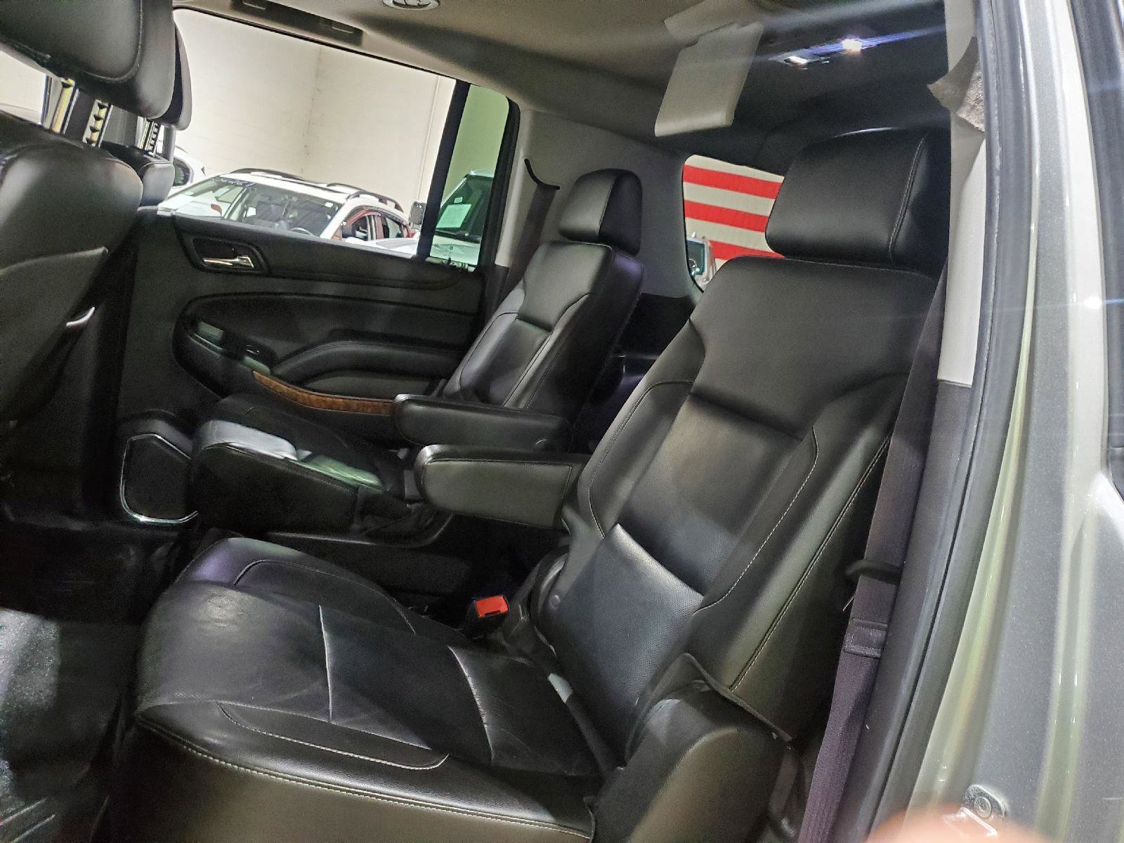 Used 2015 Chevrolet Suburban LTZ image 29