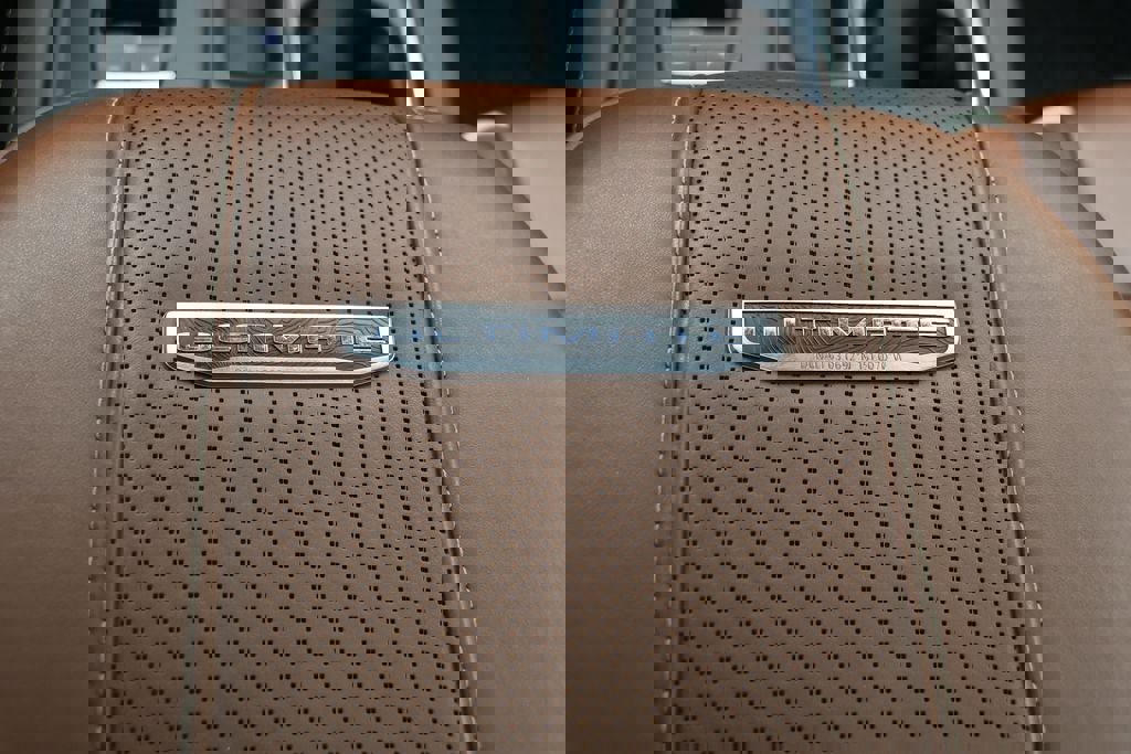 Used 2024 GMC Sierra 2500 Denali Ultimate image 39