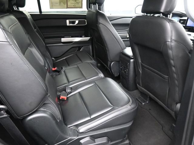Used 2024 Ford Explorer XLT w/ Equipment Group 202A image 37