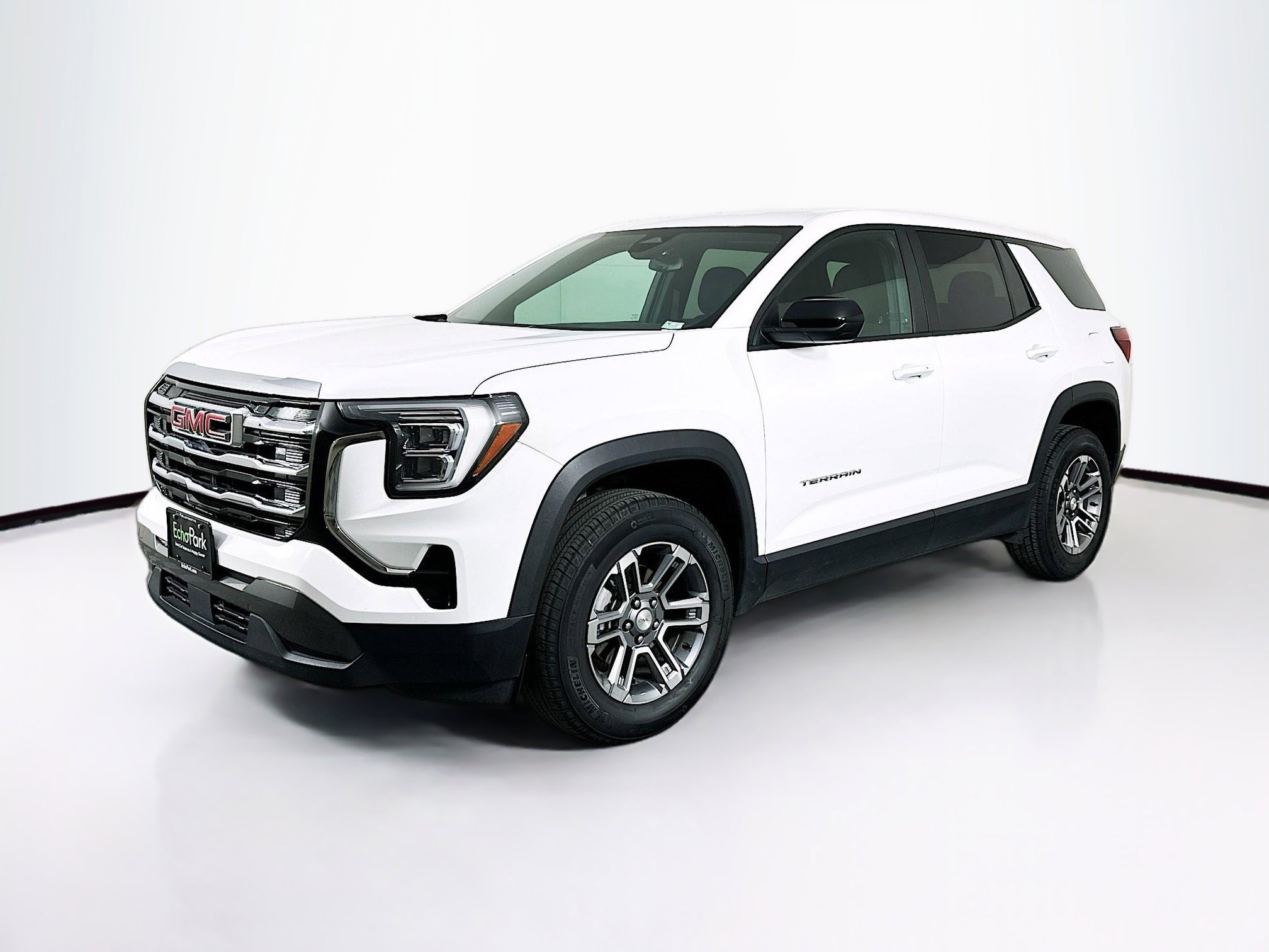 Used 2025 GMC Terrain Elevation AWD/4WD image 3