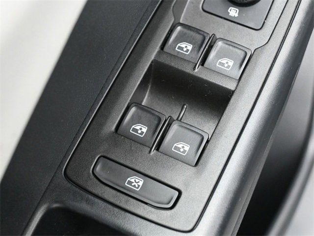 Certified 2025 Volkswagen Taos S image 12