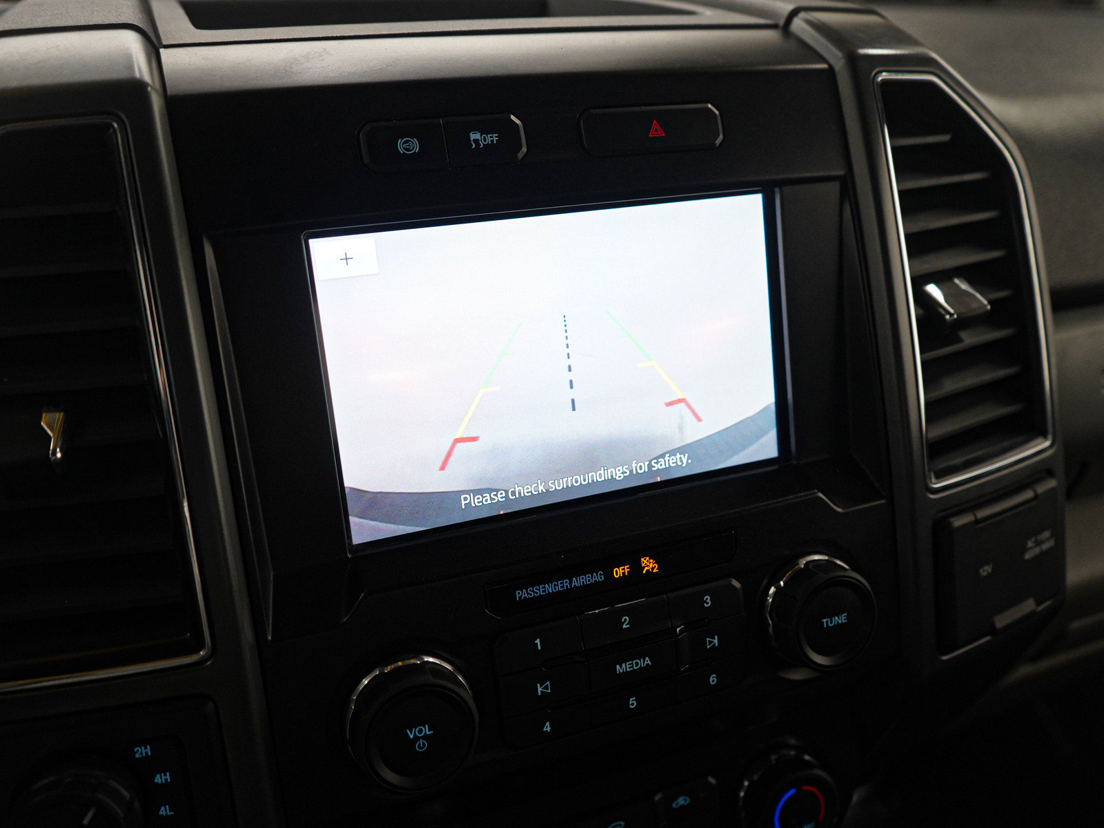 Used 2022 Ford F250 XLT AWD/4WD image 27