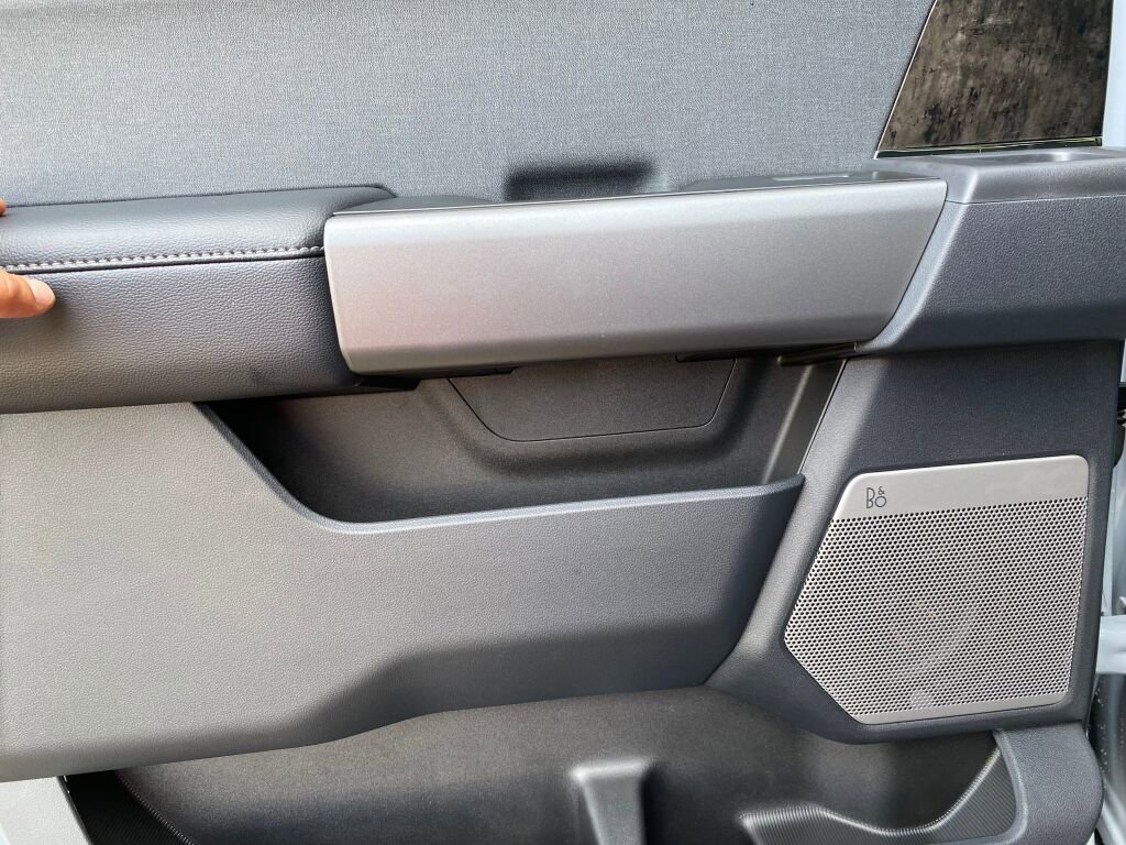 New 2026 Ford F350 Lariat w/ Black Appearance Package image 18