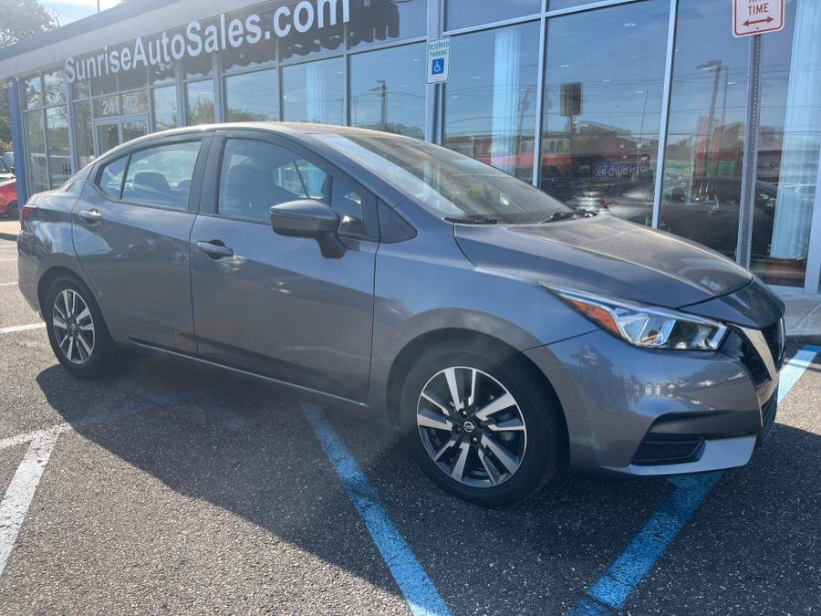 Used 2021 Nissan Versa SV FWD image 3