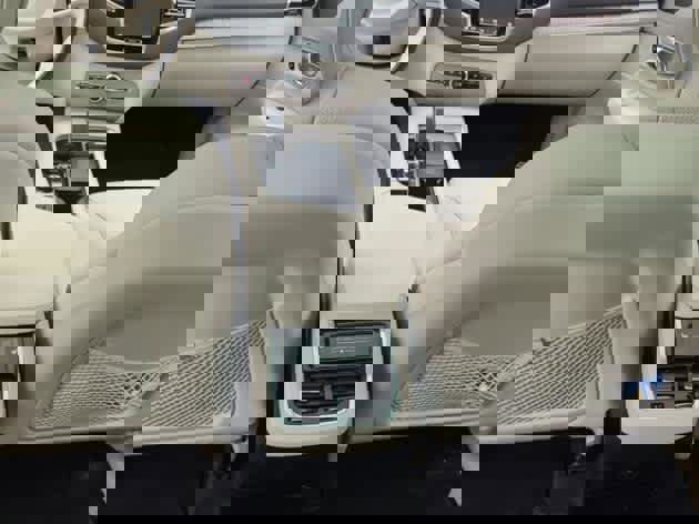 Used 2023 Volvo XC90 B6 Plus w/ Protection Package Premier image 7