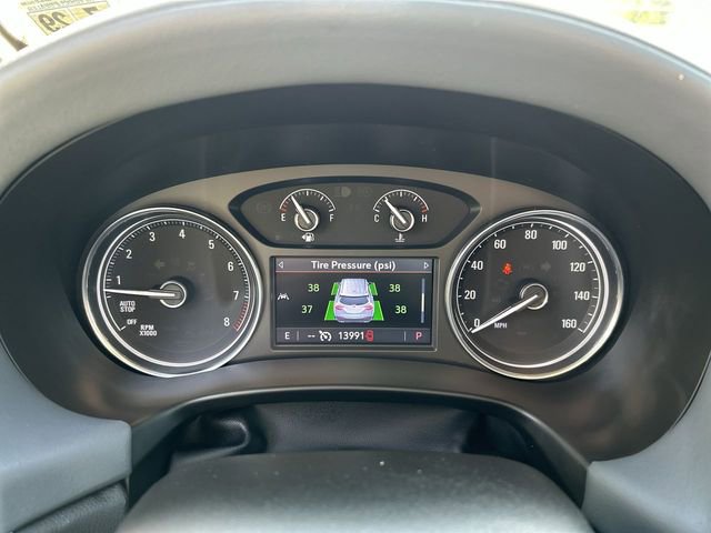 Used 2024 Buick Enclave Essence w/ Sport Touring Edition AWD/4WD image 19