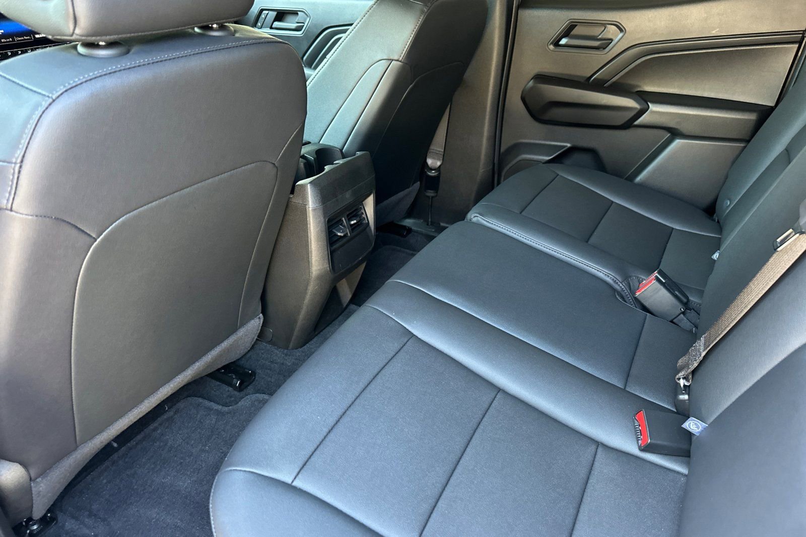 Used 2026 Chevrolet Colorado Trail Boss image 14