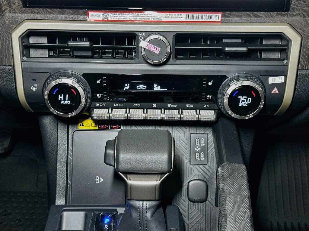 New 2026 Toyota Tacoma Limited AWD/4WD image 10