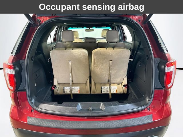 Used 2016 Ford Explorer XLT w/ Equipment Group 202A image 23