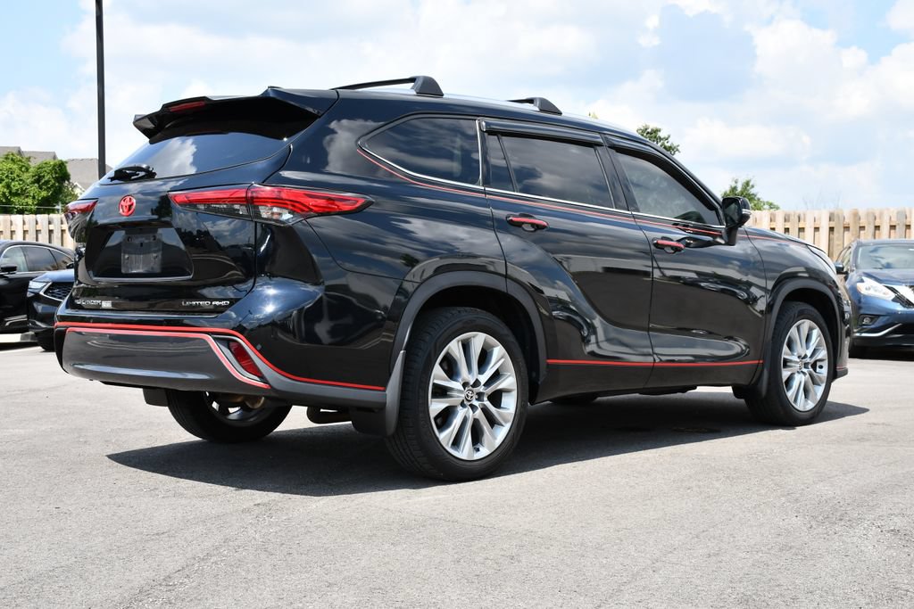 Used 2021 Toyota Highlander Limited AWD/4WD image 7