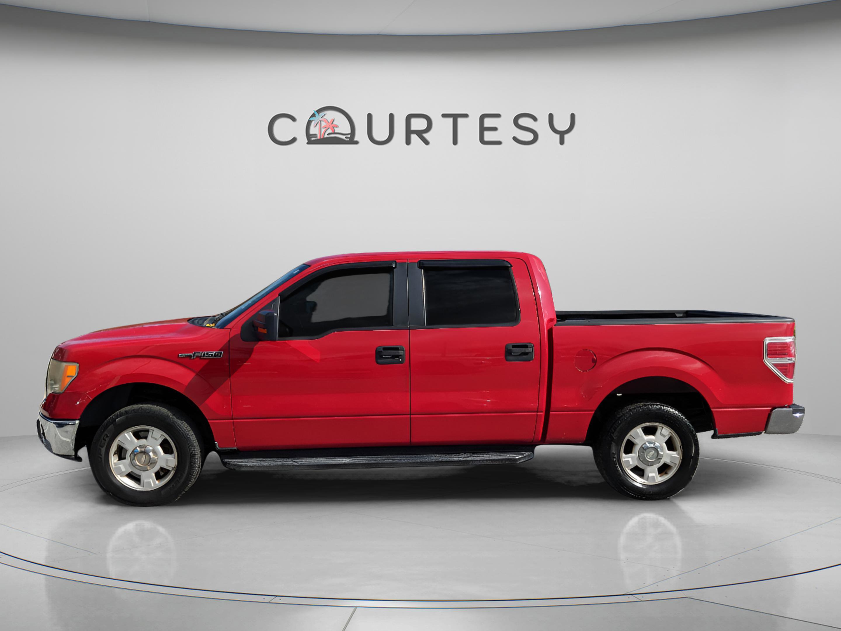 Used 2011 Ford F150 XLT w/ XLT Convenience Pkg image 4