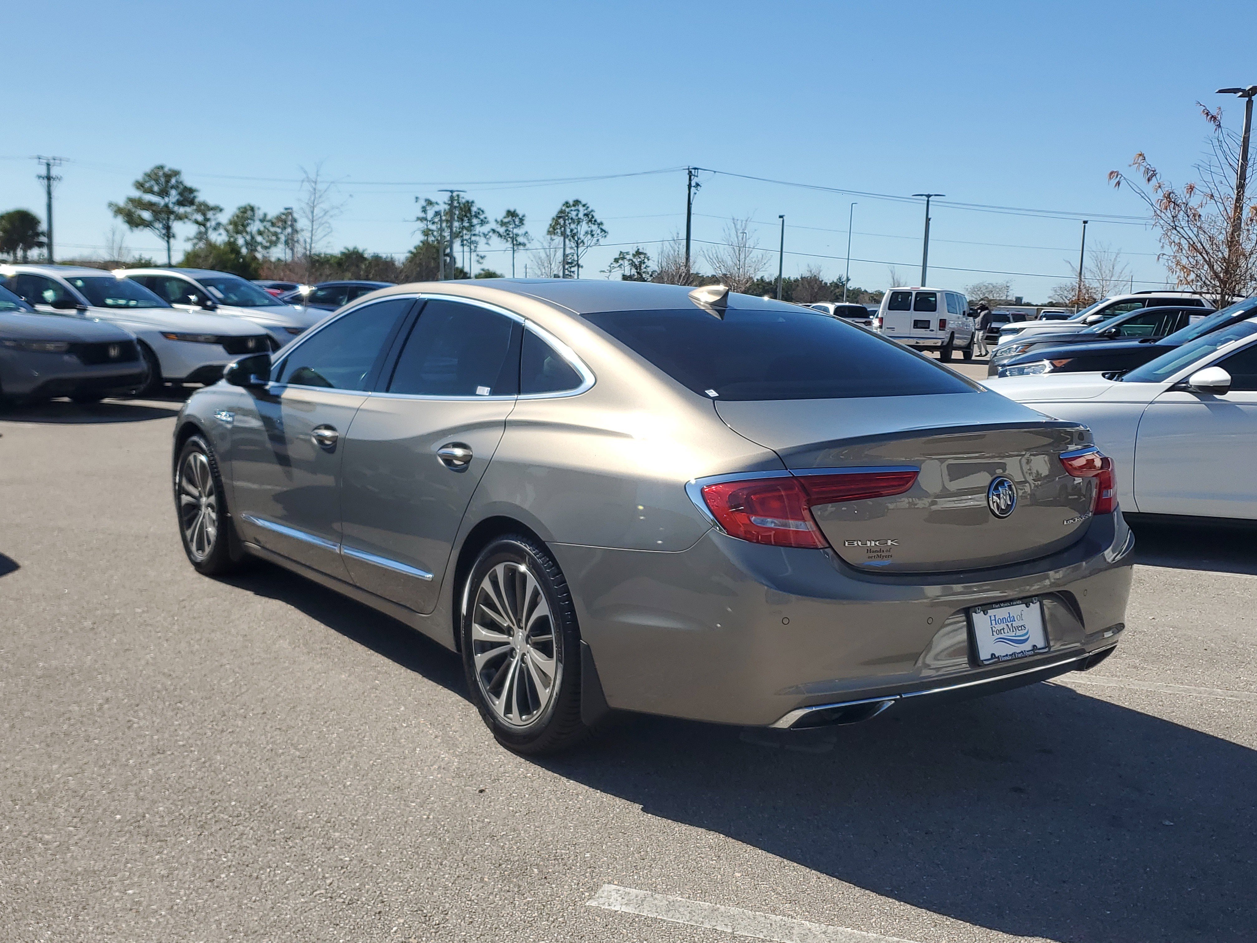 Used 2017 Buick LaCrosse Essence w/ Sun and Shade Package image 4
