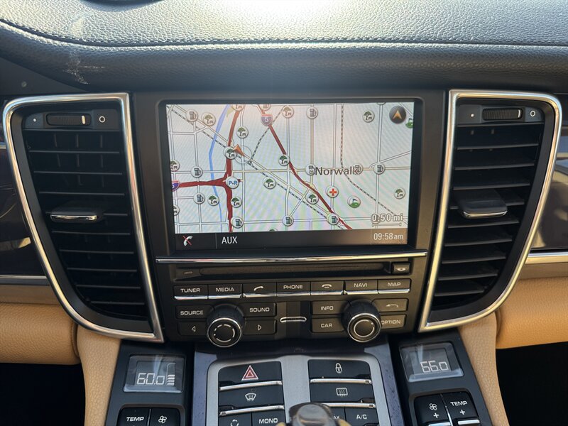 Used 2013 Porsche Panamera image 55