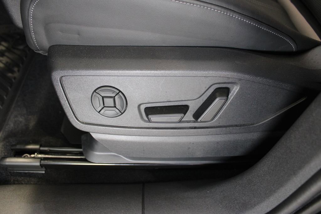 New 2025 Audi Q5 Premium Plus image 27