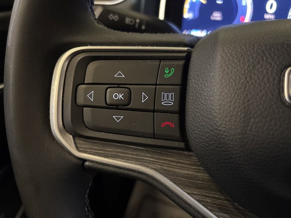 Used 2024 Jeep Wagoneer L Series III w/ Flexible Seating Group image 26