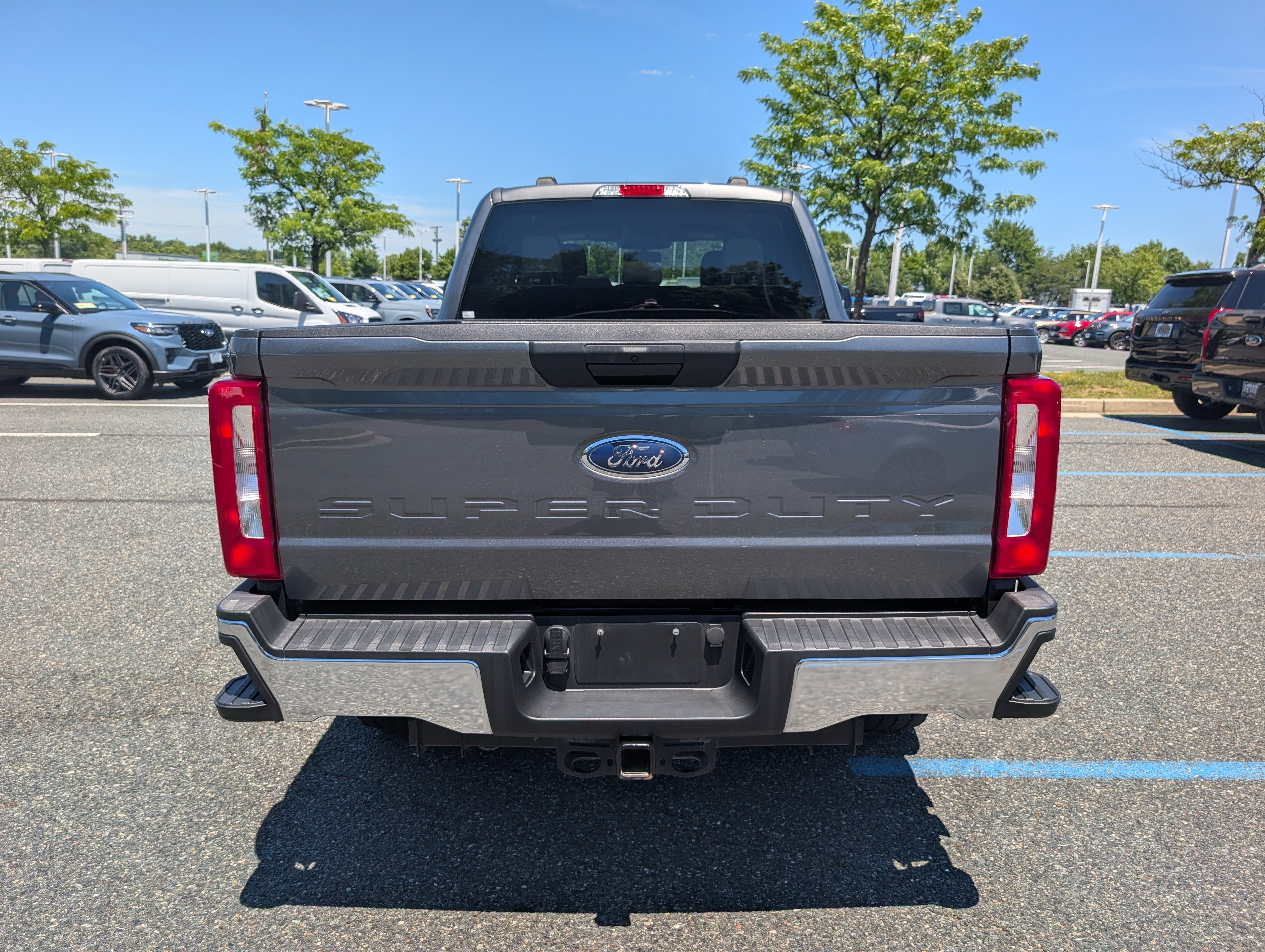Certified 2023 Ford F250 XLT w/ FX4 Off-Road Package AWD/4WD image 4