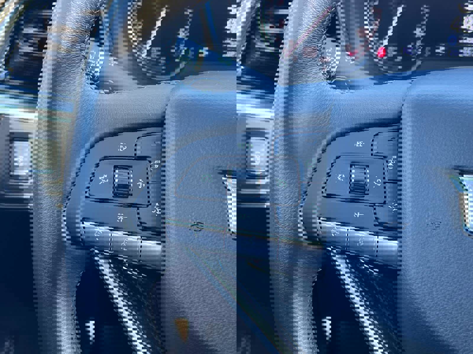 Certified 2025 Cadillac XT6 Premium Luxury image 20