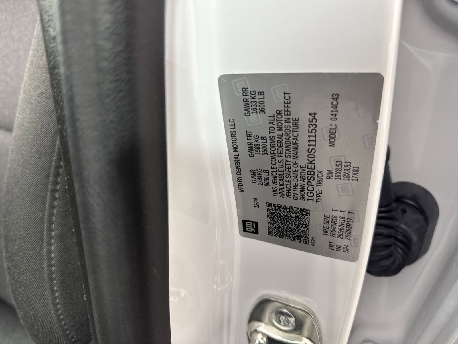 Used 2025 Chevrolet Colorado W/T w/ WT Custom Package image 29