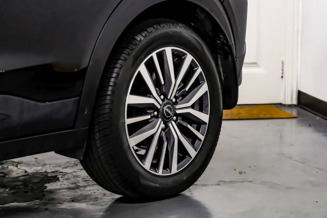 Used 2024 Nissan Kicks SV FWD image 70