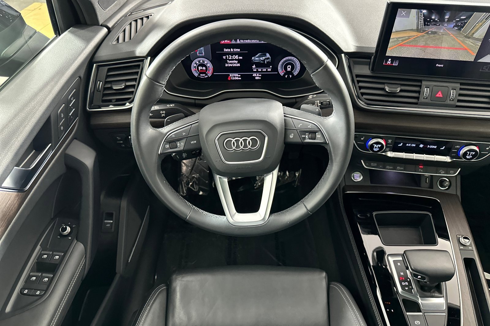 Used 2023 Audi Q5 2.0T Premium Plus image 13