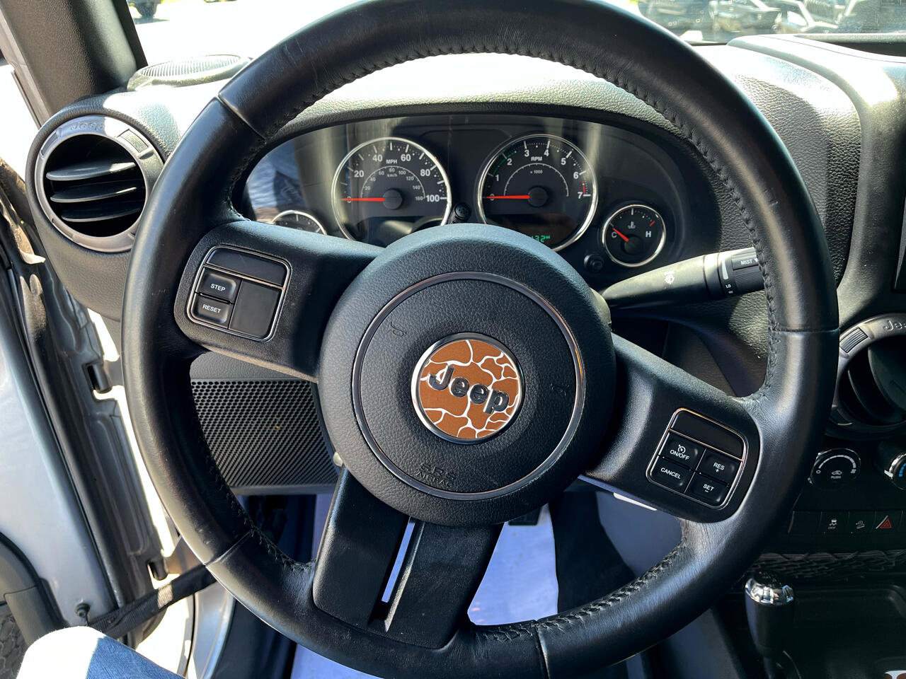 Used 2018 Jeep Wrangler Unlimited Sport S image 11