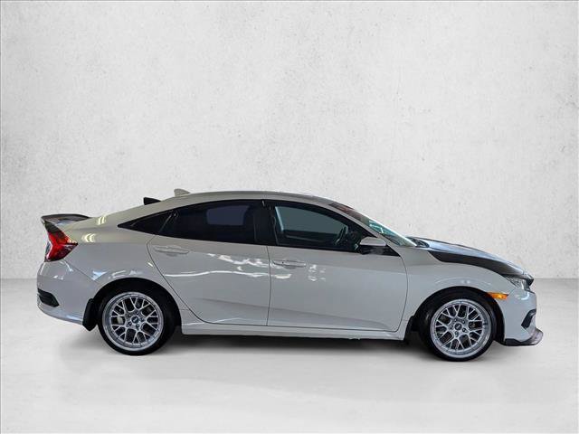 Used 2018 Honda Civic EX image 4