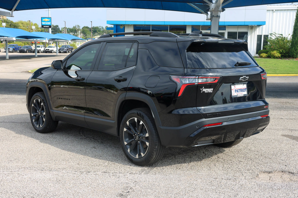 New 2027 Chevrolet Equinox RS w/ Convenience Package III FWD image 5