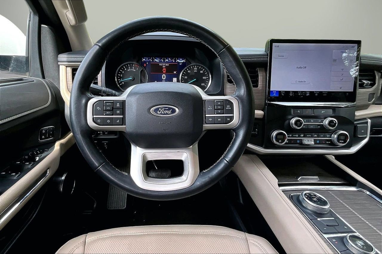 Used 2024 Ford Expedition Limited AWD/4WD image 11