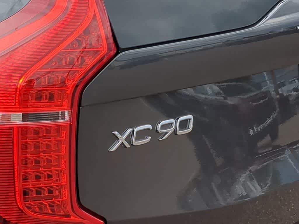 Certified 2024 Volvo XC90 B6 Plus w/ Protection Package Premier AWD/4WD image 12