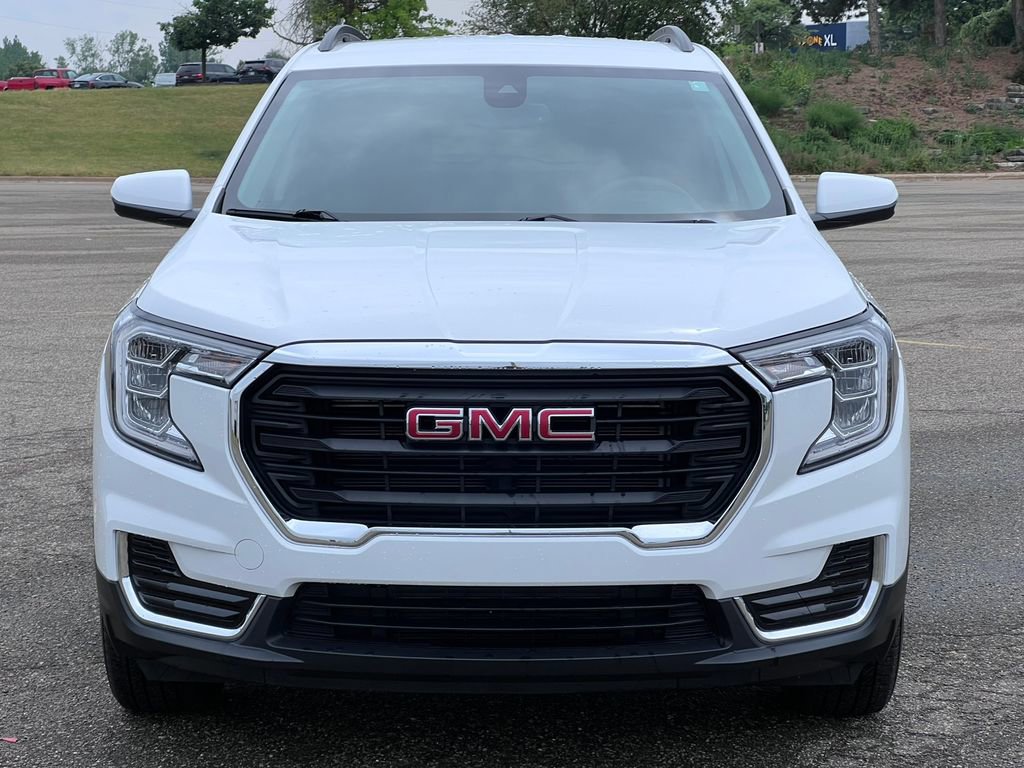 Used 2023 GMC Terrain SLE w/ Driver Convenience Package AWD/4WD image 39