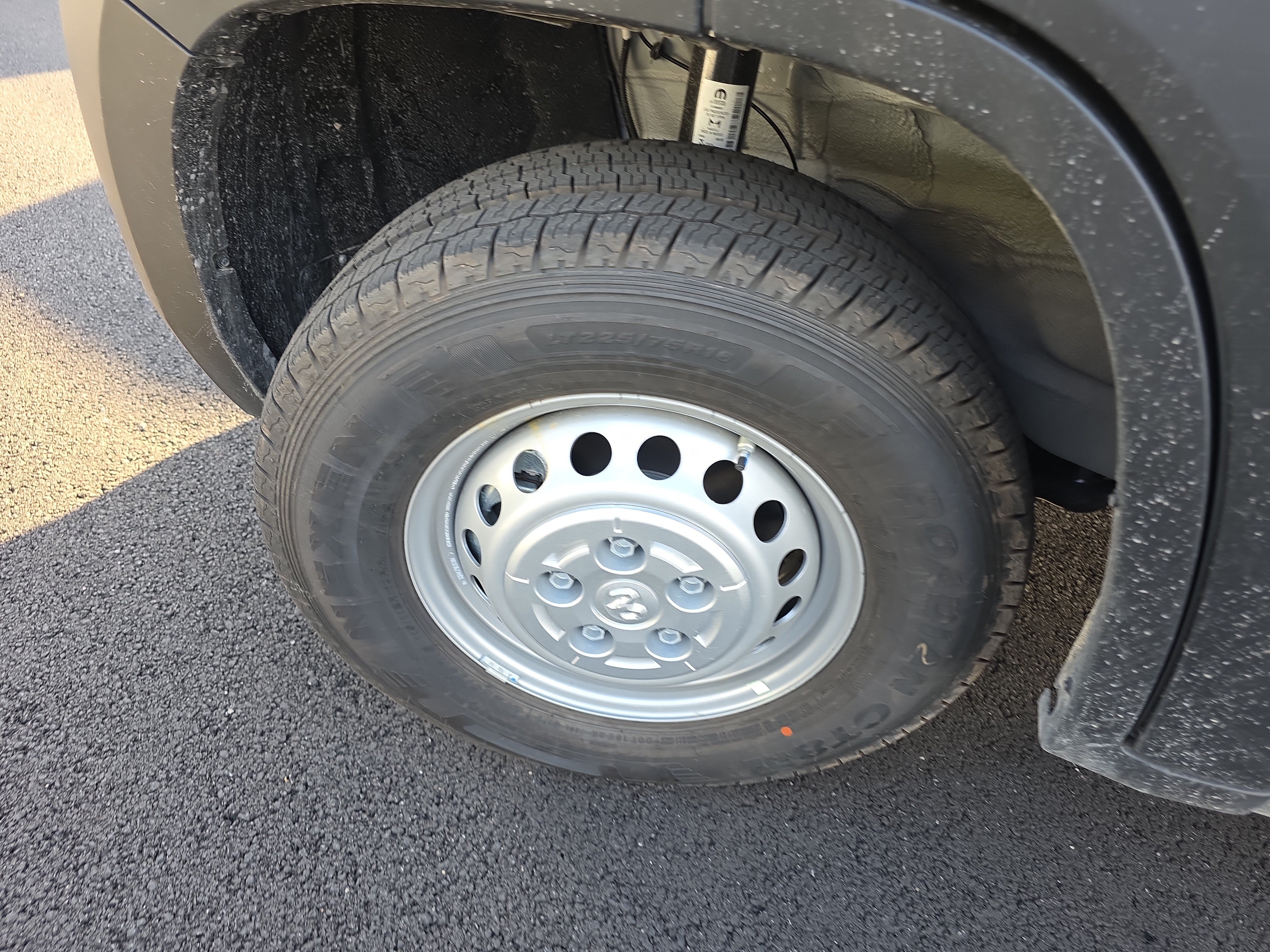 New 2026 RAM ProMaster 2500 w/ Safety Group FWD image 36