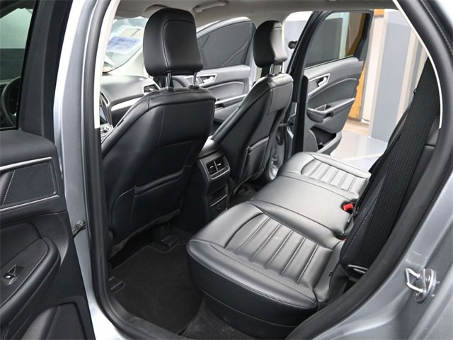 Used 2024 Ford Edge SEL image 13