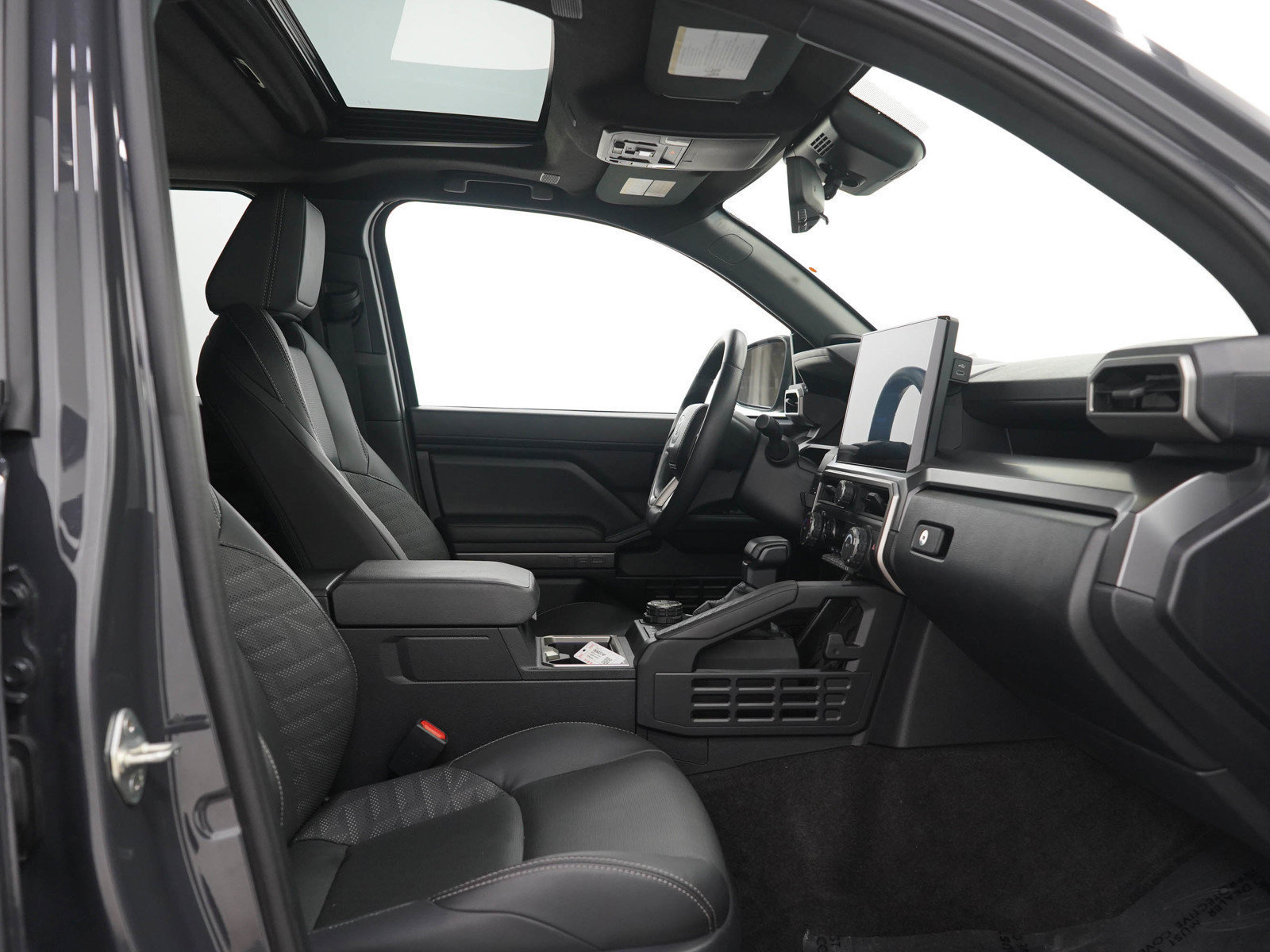 Used 2025 Toyota 4Runner TRD Off-Road Premium w/ Tow Technology Package AWD/4WD image 13
