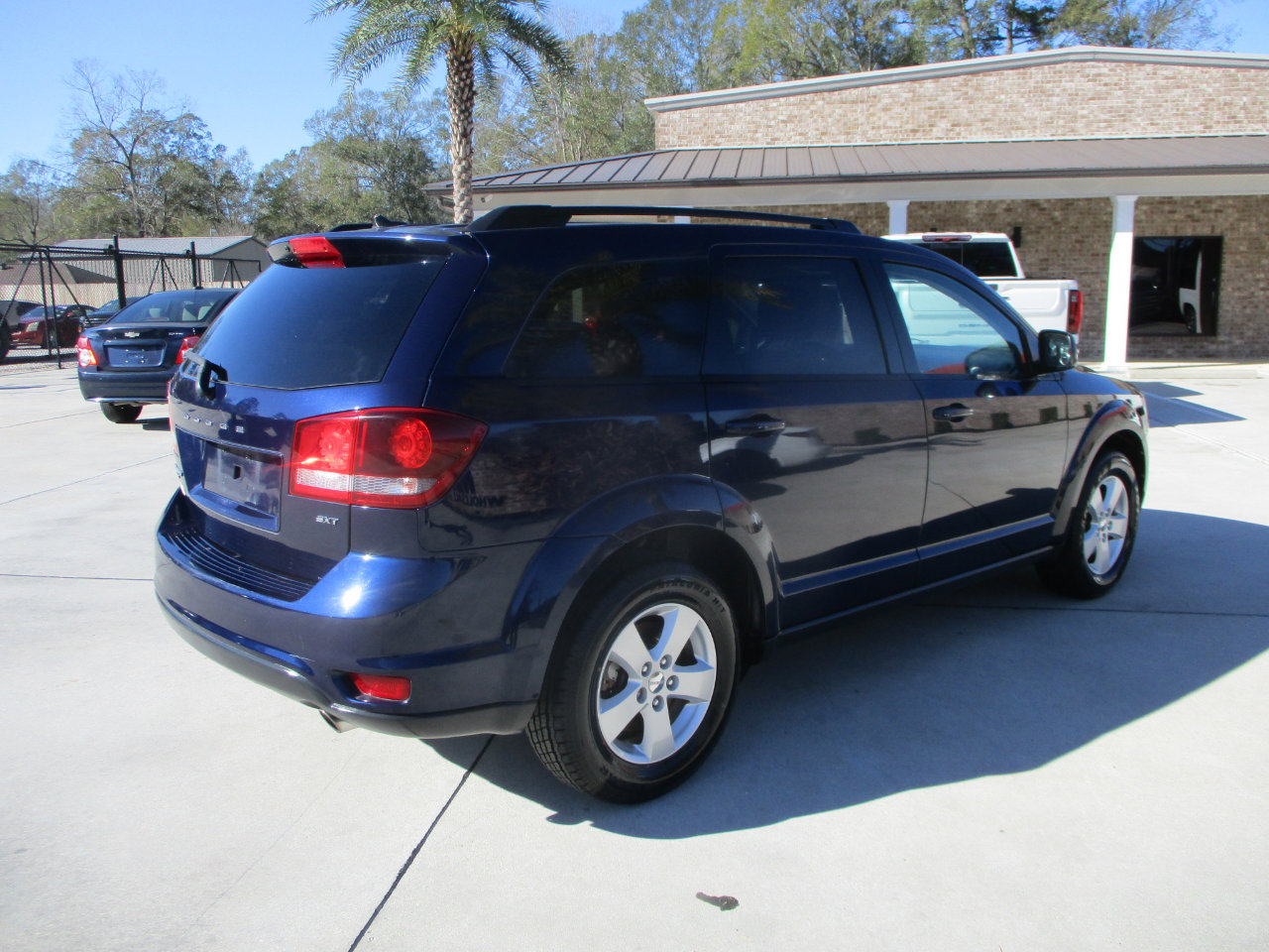 Used 2017 Dodge Journey SXT w/ Comfort/Convenience Group image 24