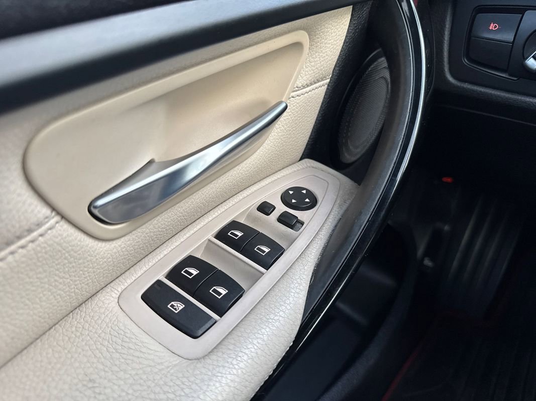 Used 2014 BMW 328i xDrive Sedan image 40