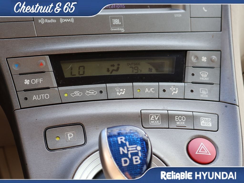 Used 2014 Toyota Prius Four FWD image 35