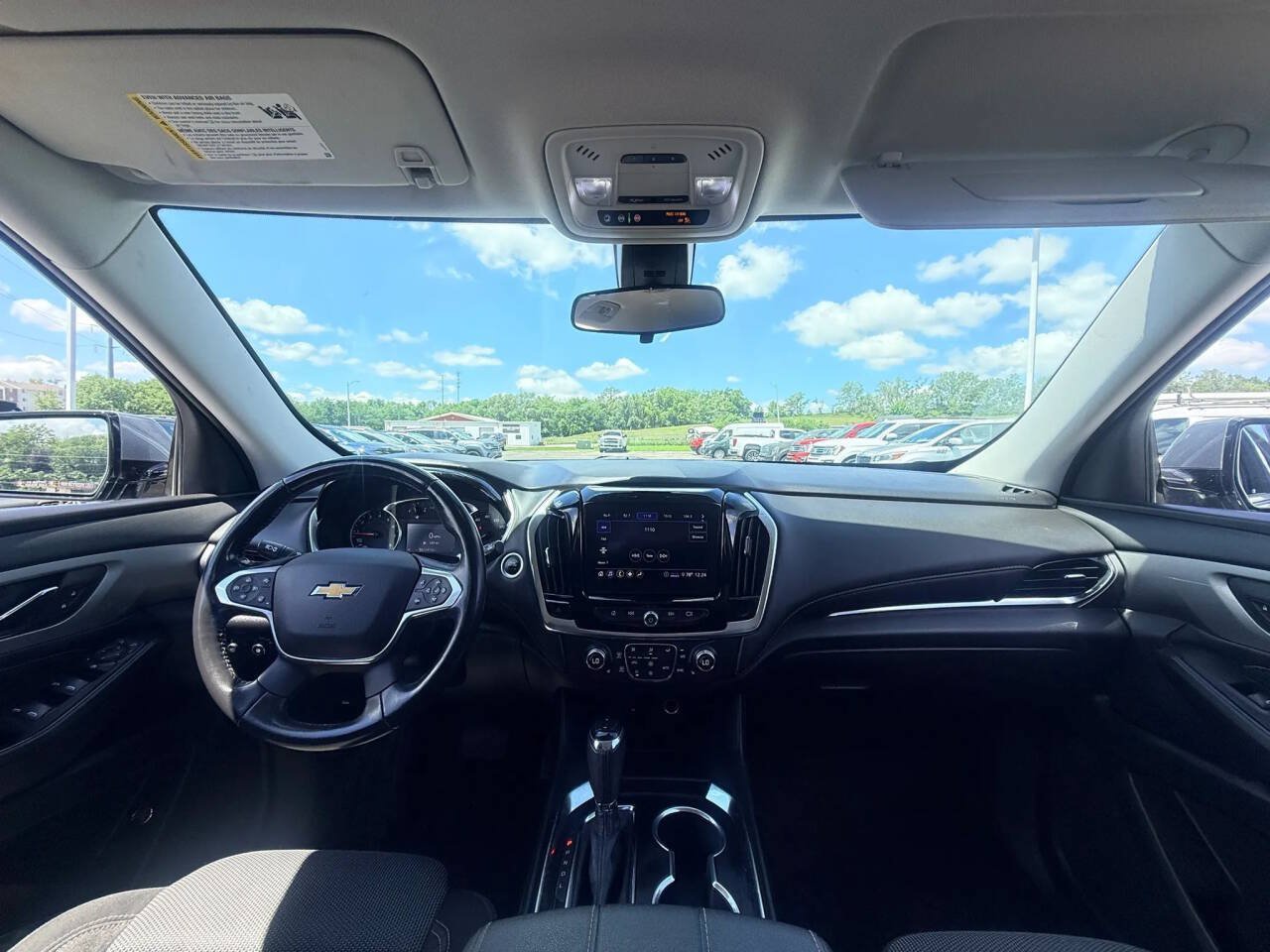 Used 2020 Chevrolet Traverse LT w/ Driver Confidence II Package AWD/4WD image 30